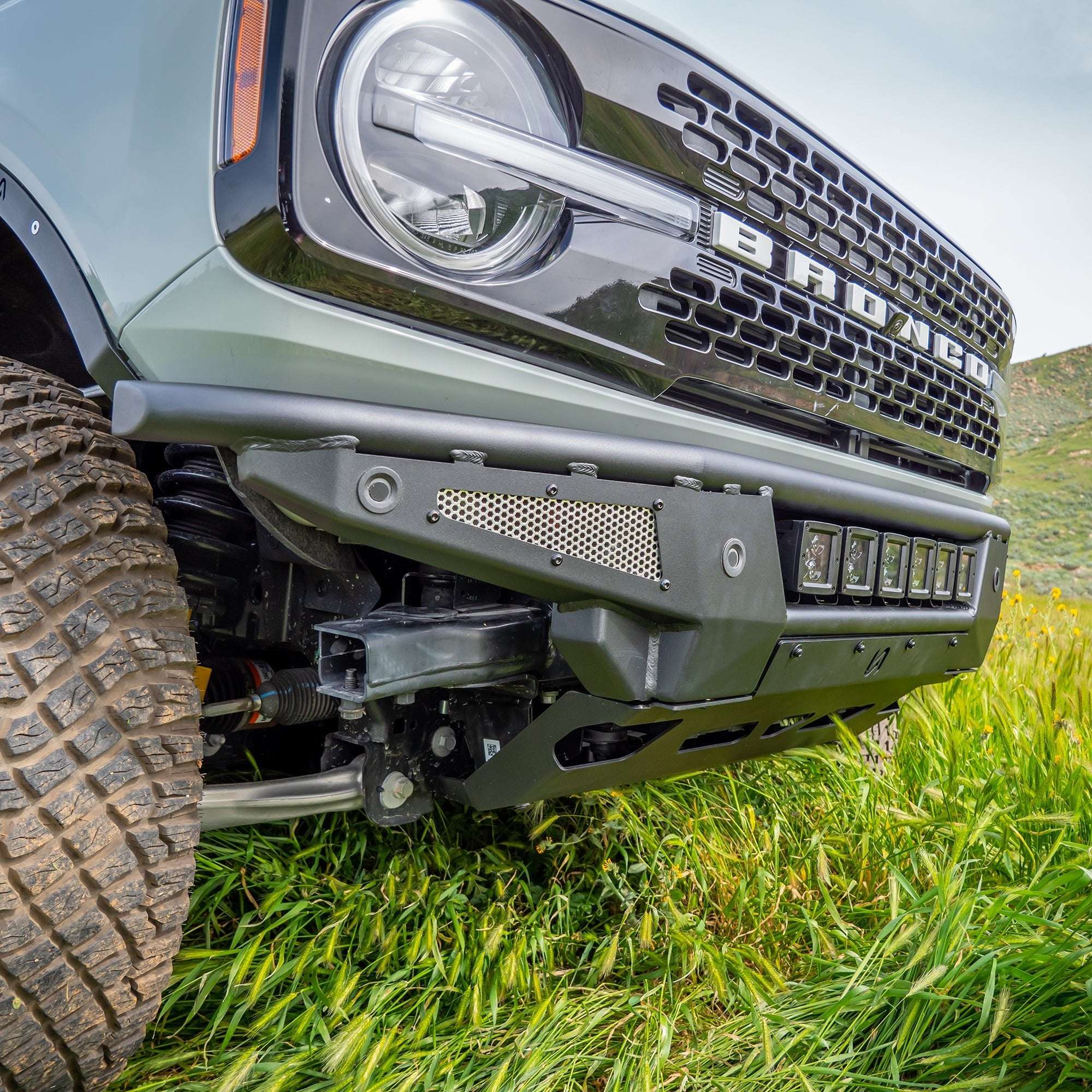 2021+ Ford Bronco Baja Tubular Front Bumper & Skid Plate - Turn Offroad