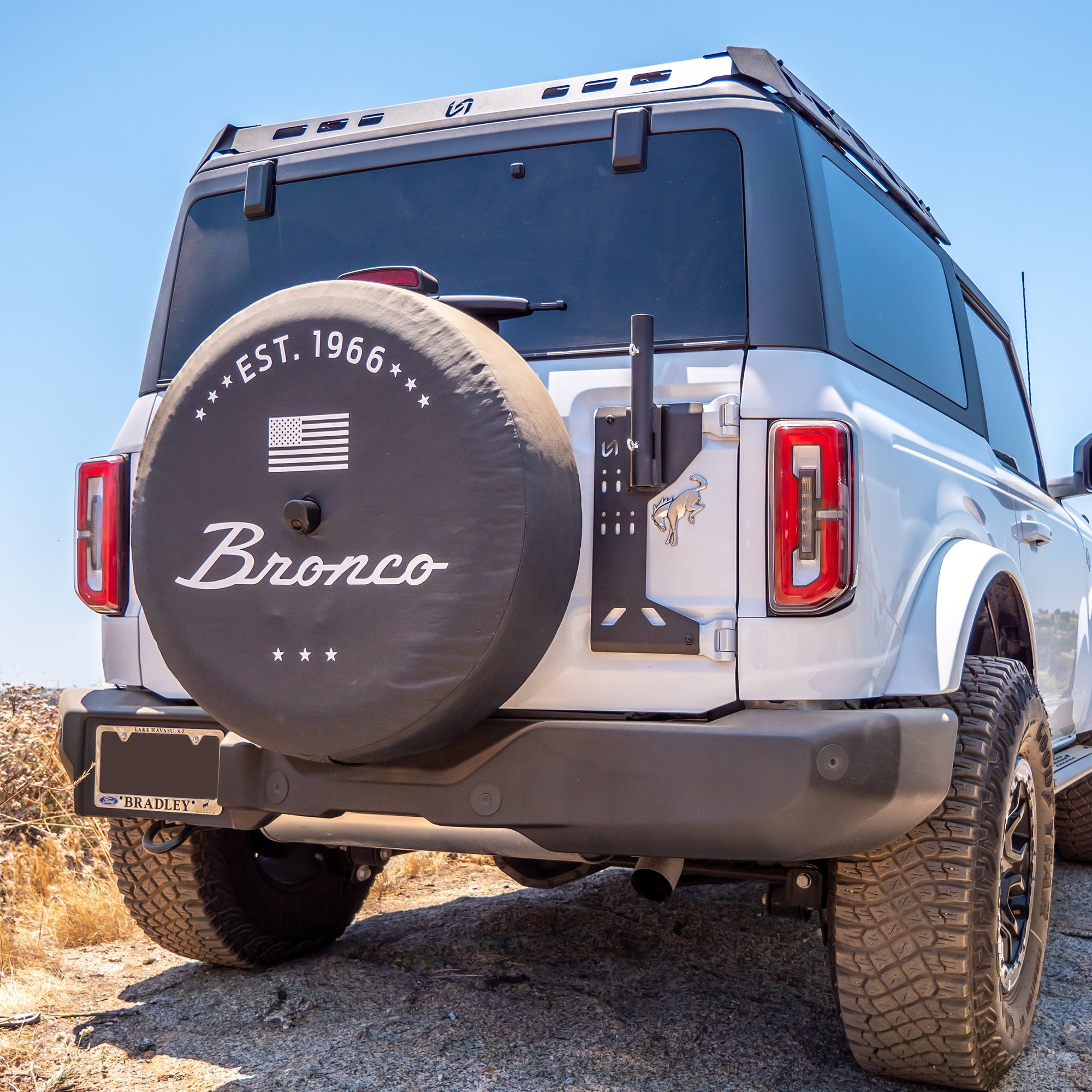 2021+ Ford Bronco Tailgate Flag Mount - Turn Offroad