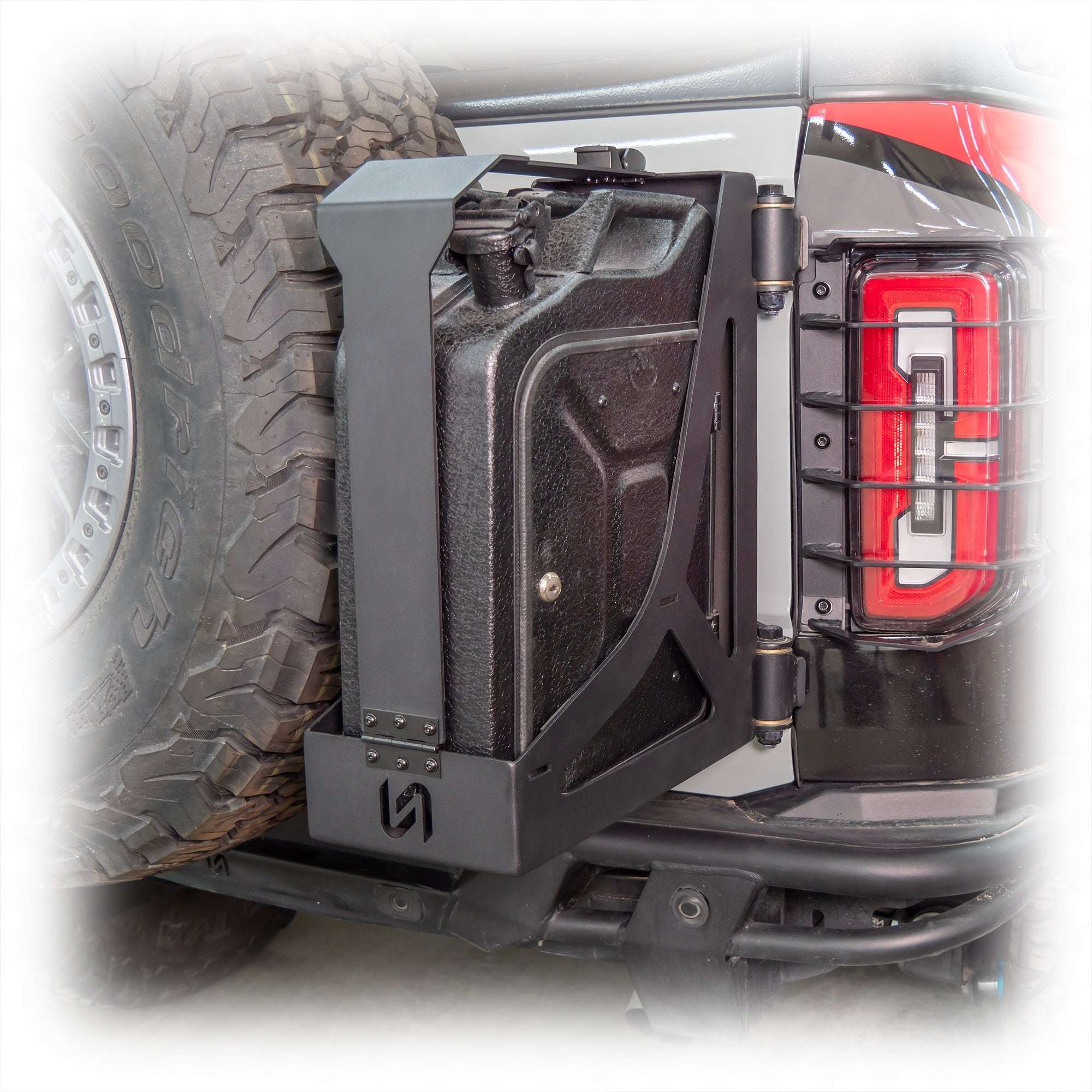 2021+ Ford Bronco Tailgate Jerry Can Mount - Turn Offroad