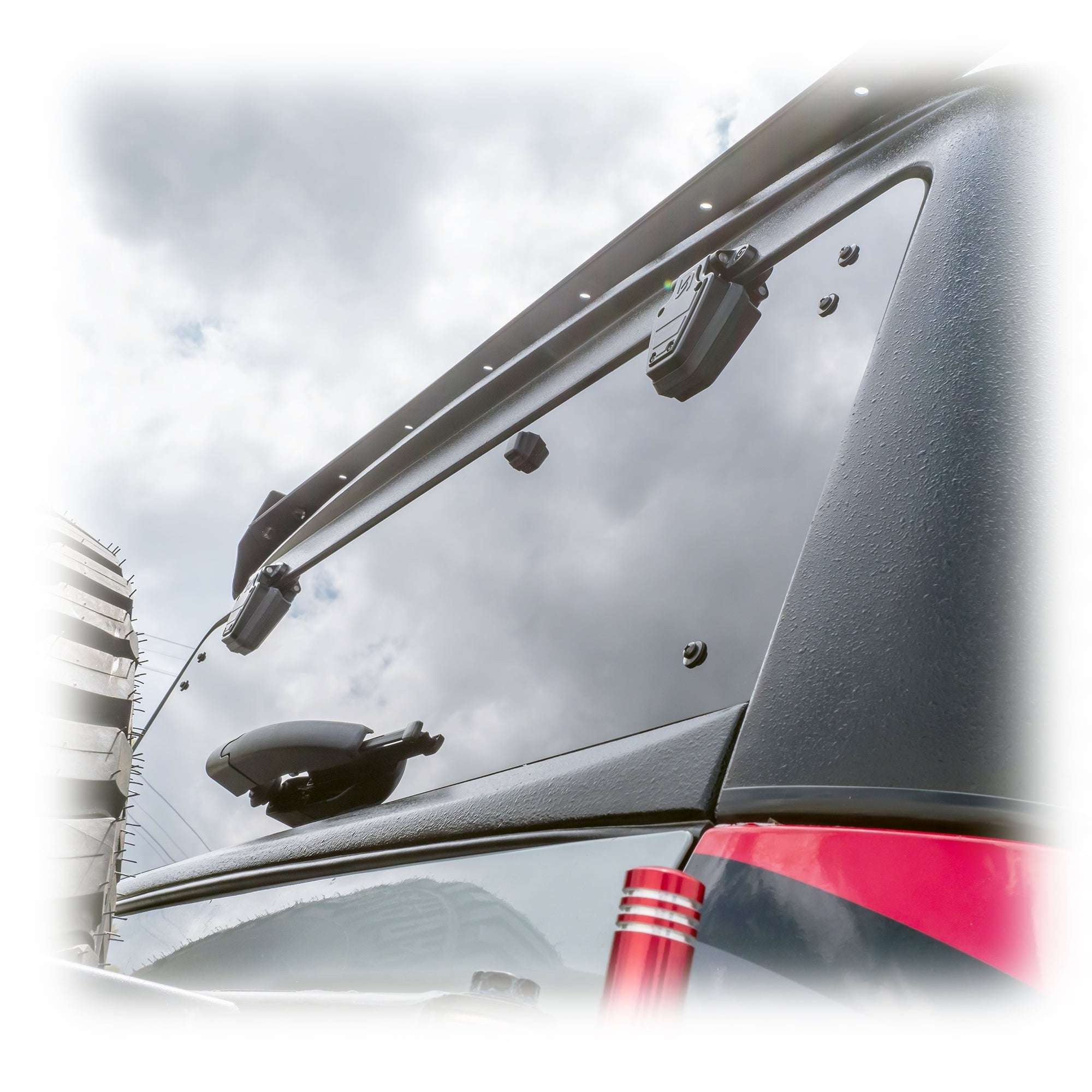 TR10 Bronco Hard Top Rear Window, Defroster & Wiper Assembly - Turn Offroad