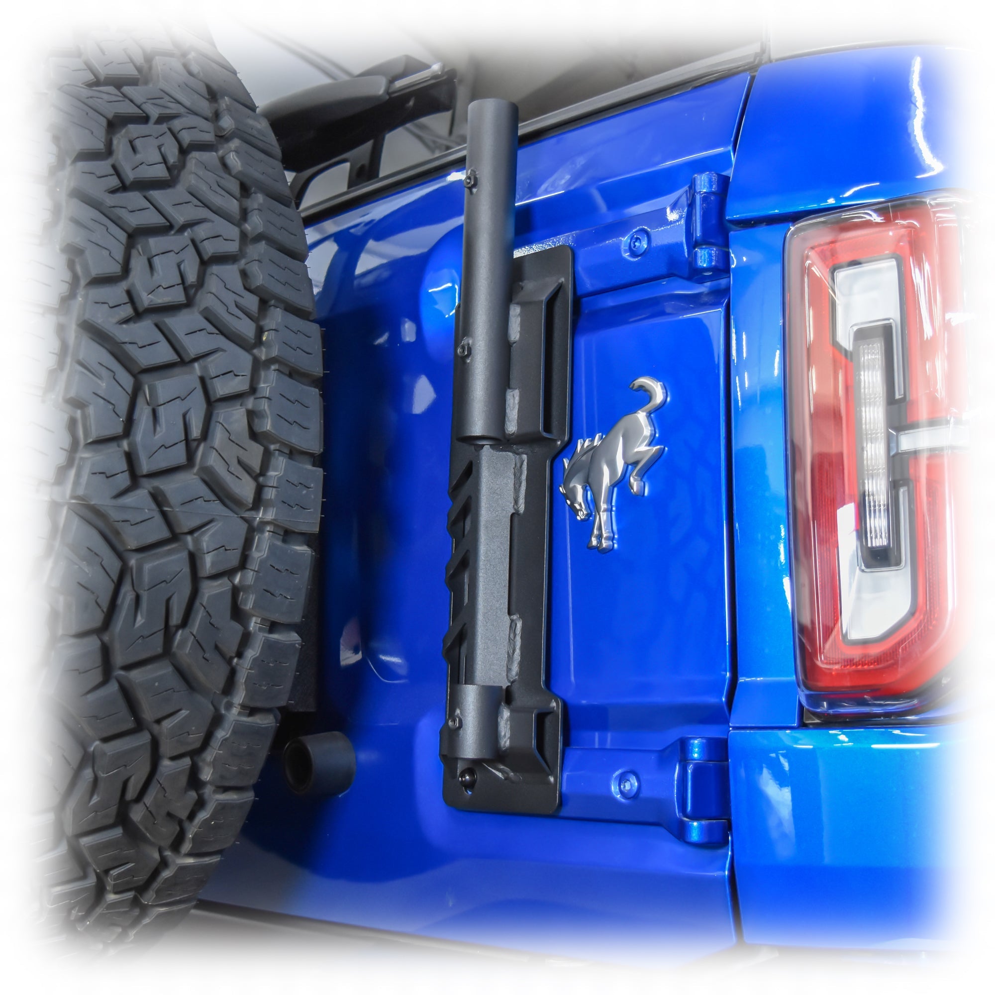 2021+ Ford Bronco HD Tailgate Flag Mount - Turn Offroad