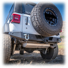 Load image into Gallery viewer, Jeep JL Rear Bumper with Hitch Receiver | 2018–2025