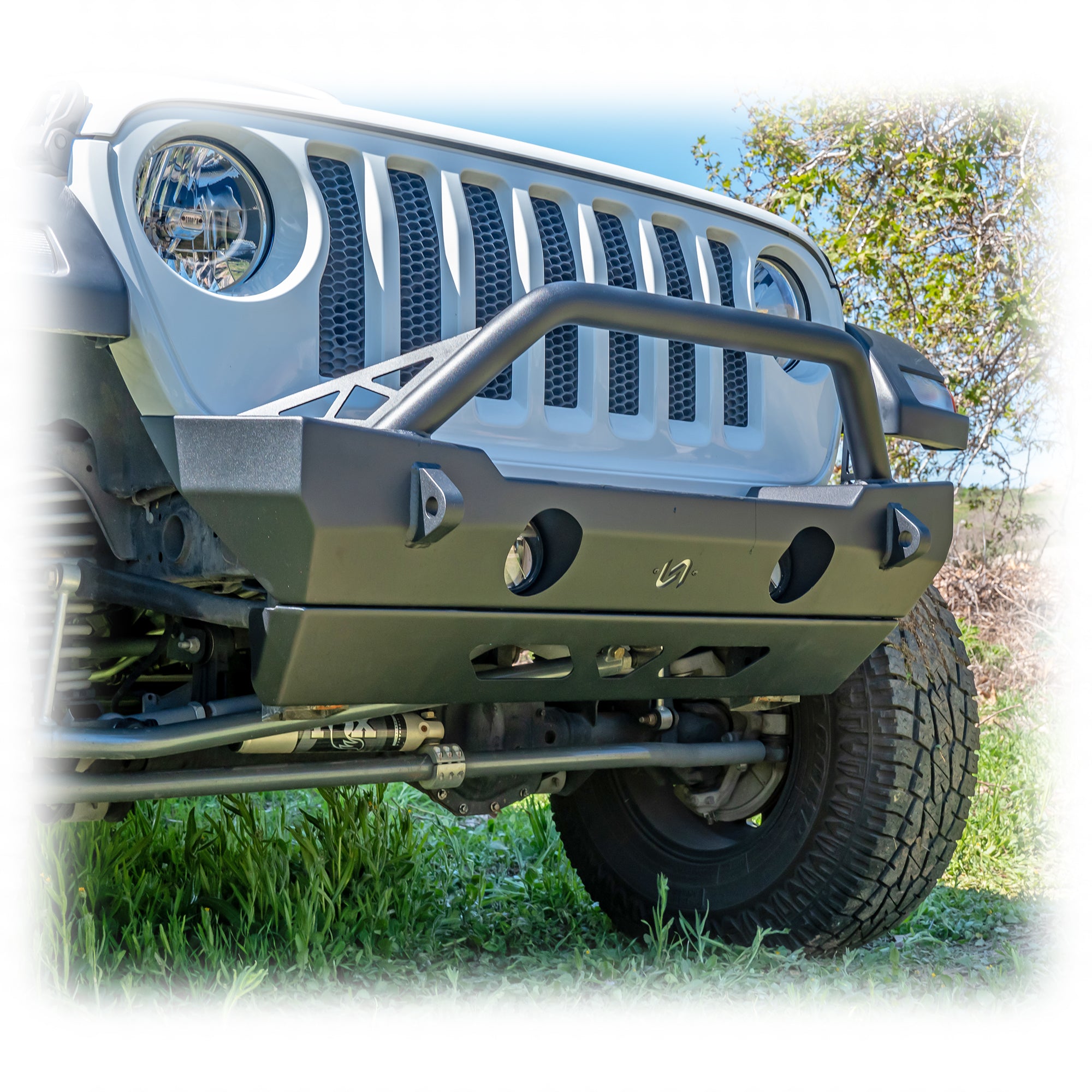 Jeep JK/JL/JT Front Bumper with Bolt-On Bull Bar & Skid Plate | 2007–2025