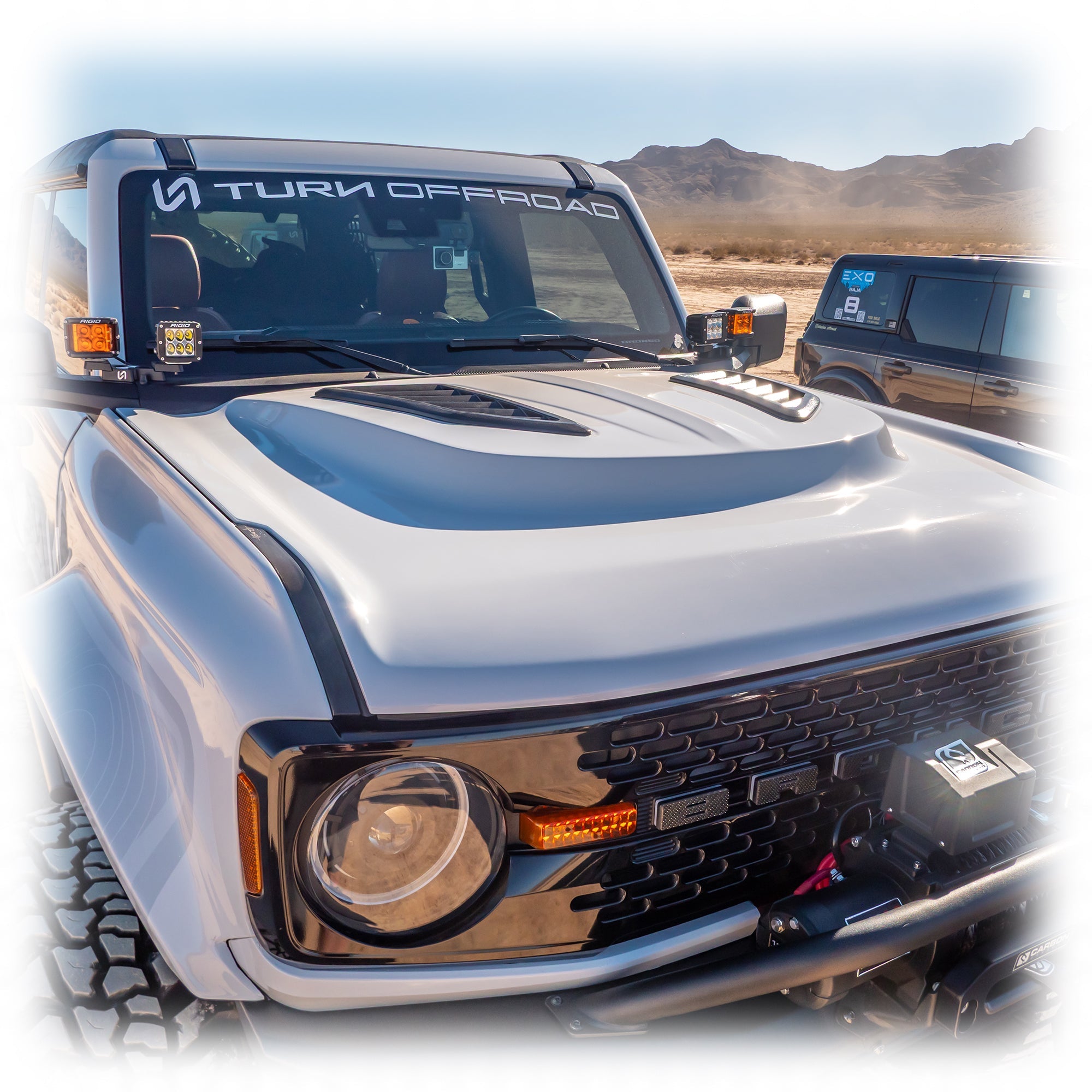 Heat Extraction Fiberglass Hood for Ford Bronco - Turn Offroad
