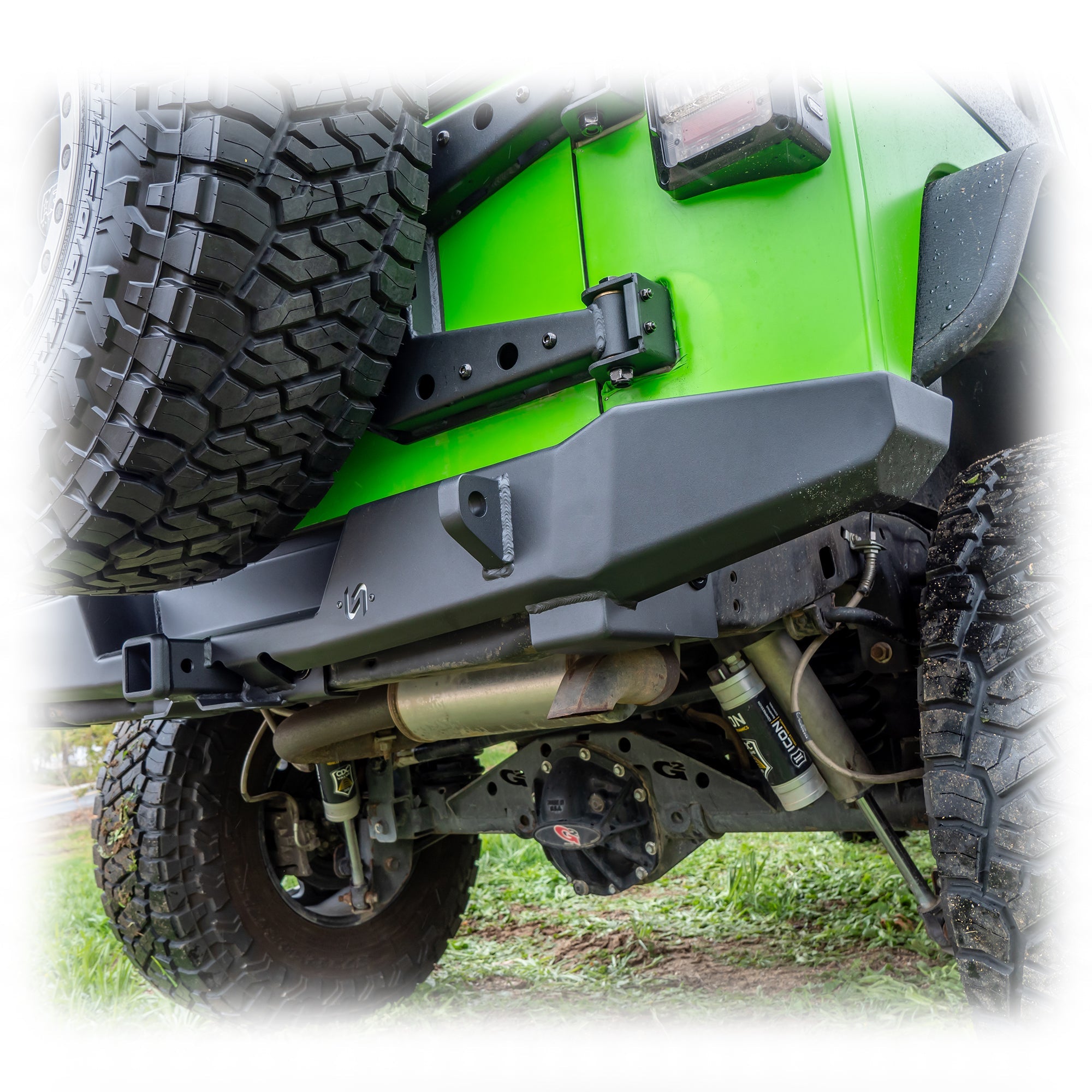 Jeep JK Rear Bumper with Hitch Receiver | 2007–2018 - Turn Offroad