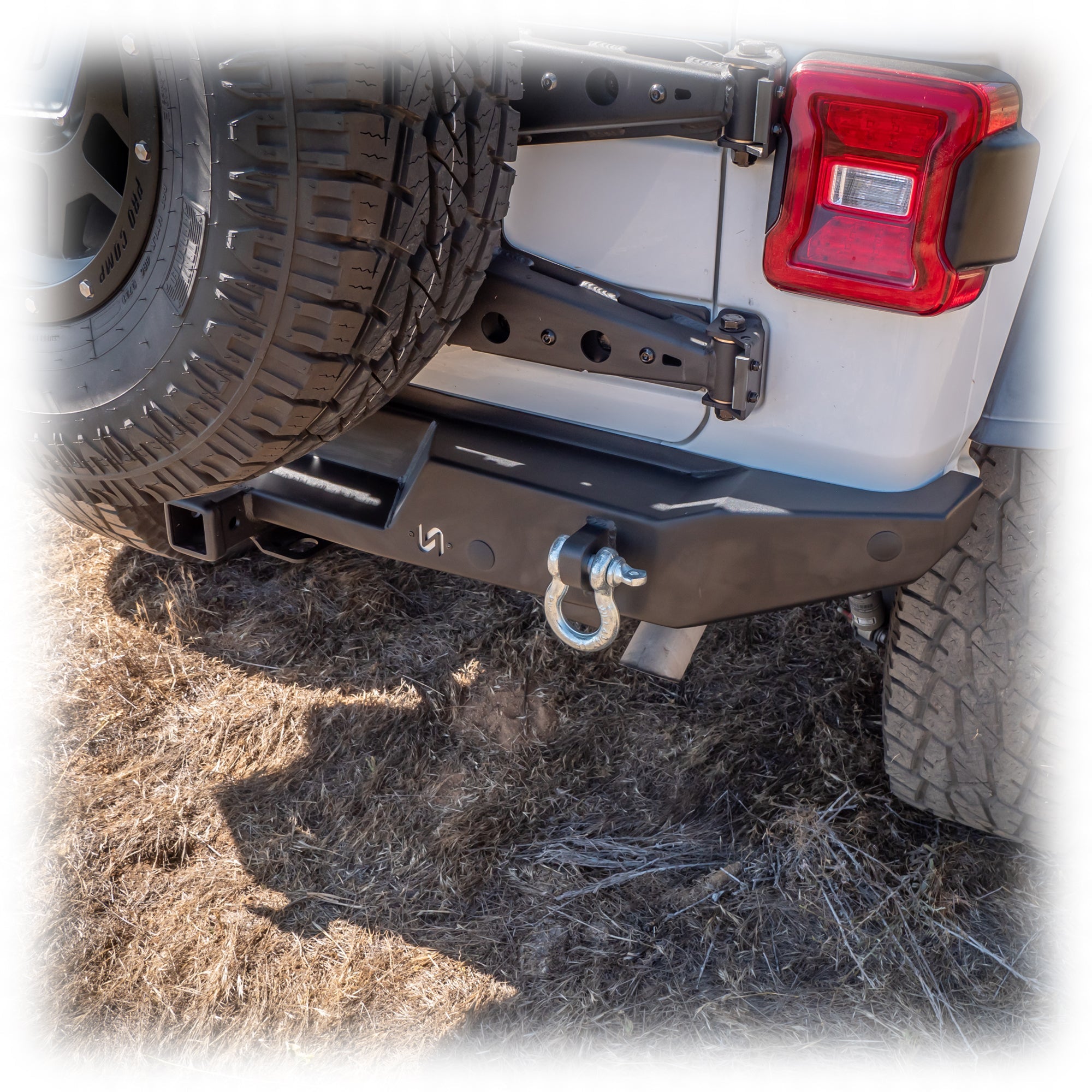 Jeep JL Rear Bumper with Hitch Receiver | 2018–2025 - Turn Offroad