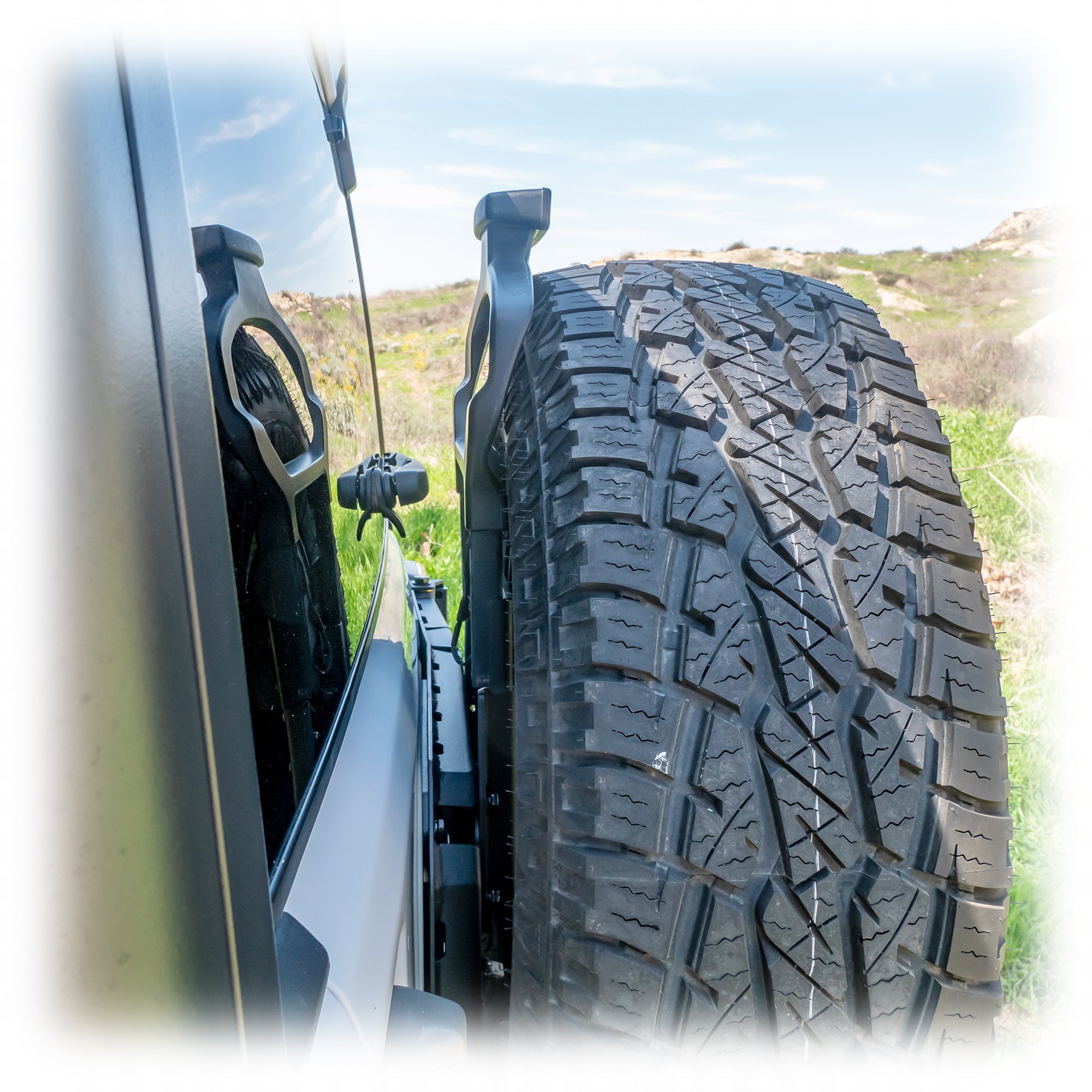 Jeep JL Tailgate Reinforcement Tire Carrier | 2018–2025 - Turn Offroad